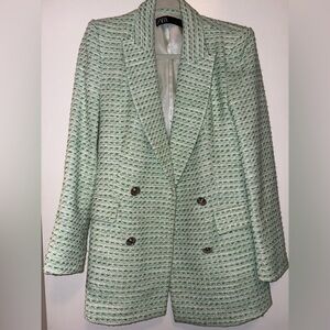 Zara White and Green Textured Jacket